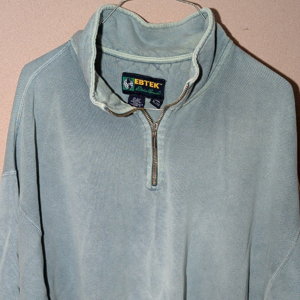 Vintage Eddie Bauer Men's Zip-Up Sweater in Light Gray